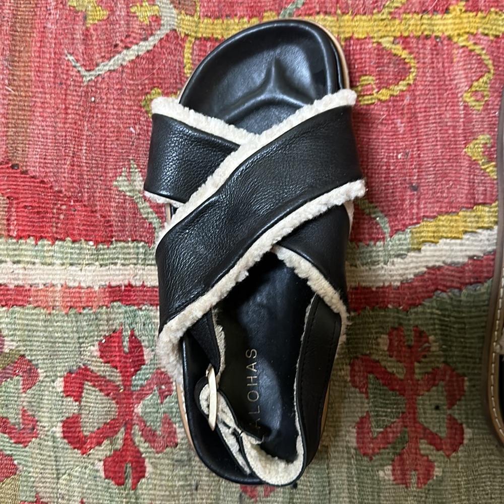 ALOHAS Black and Cream Sandals - Picture 3 of 8